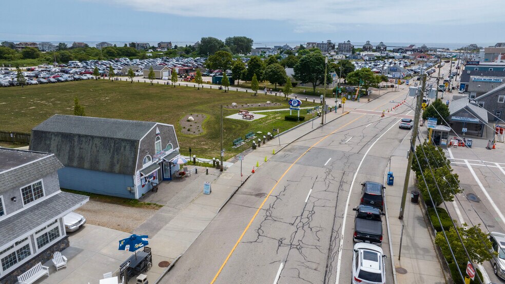 More Photos Of 311 Great Island Rd, Narragansett Freestanding For Sale