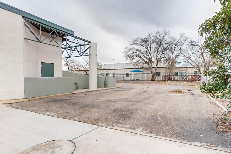 More Photos Of 6410 Gibson Blvd SE, Albuquerque Bank For Sale