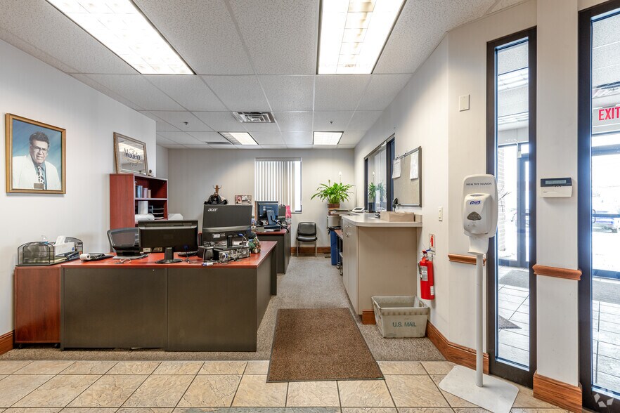 More Photos Of 5900 Pennsylvania Ave, Maple Heights Distribution For Lease