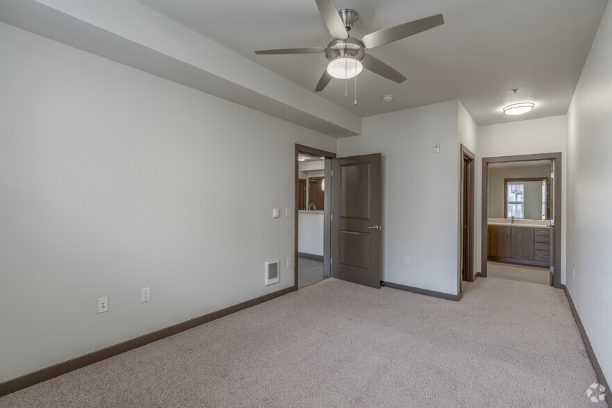 More Photos Of 6523 NE Cherry Dr, Hillsboro Apartments For Lease