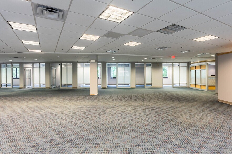 More Photos Of 500 Southborough Dr, South Portland Office For Lease