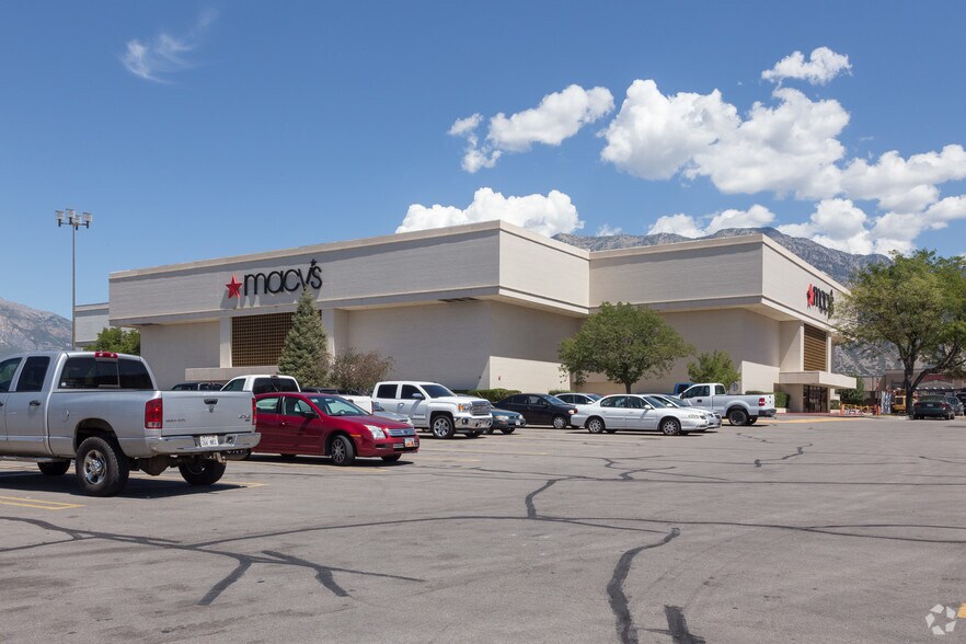More Photos Of 575 E University Pky, Orem General Retail For Lease