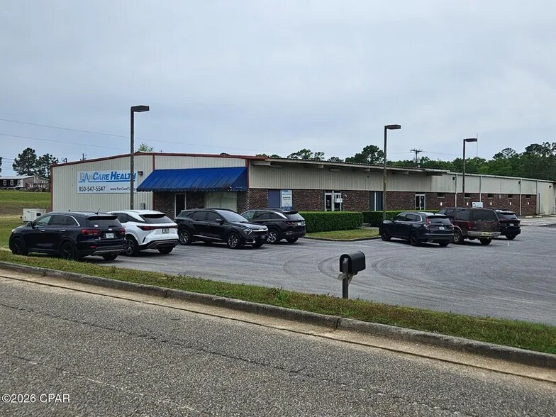 More Photos Of 495 Saint Johns Rd, Bonifay Office For Sale