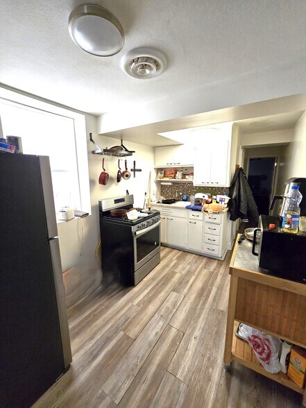 More Photos Of 2409 S Lyndale Ave, Minneapolis Multifamily For Sale