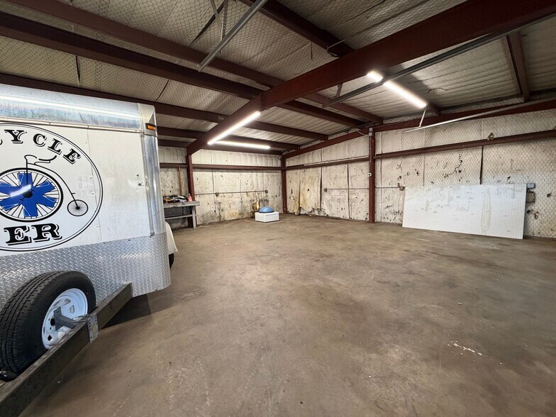 More Photos Of 3904 Sheppard Access Rd, Wichita Falls Specialty For Sale