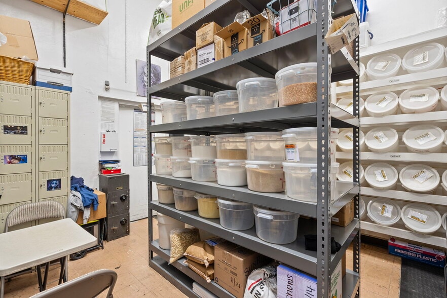 More Photos Of 12249 San Pablo Ave, Richmond Storefront For Sale