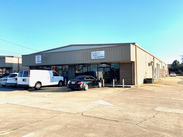 More Photos Of 9700 Almeda Genoa Rd, Houston Flex For Lease