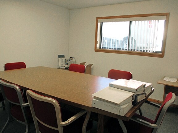 More Photos Of 2718 Gateway Ave, Bismarck Office For Lease