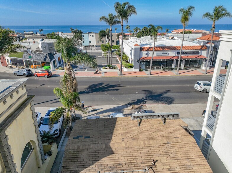 More Photos Of 7421-7425 La Jolla Blvd, Ln, La Jolla Apartments For Sale