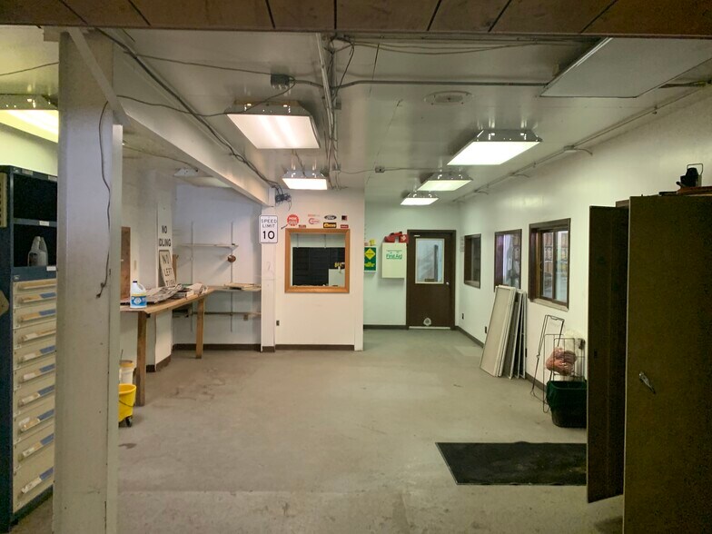 More Photos Of 1111 US Highway 20, Michigan City Truck Terminal For Lease