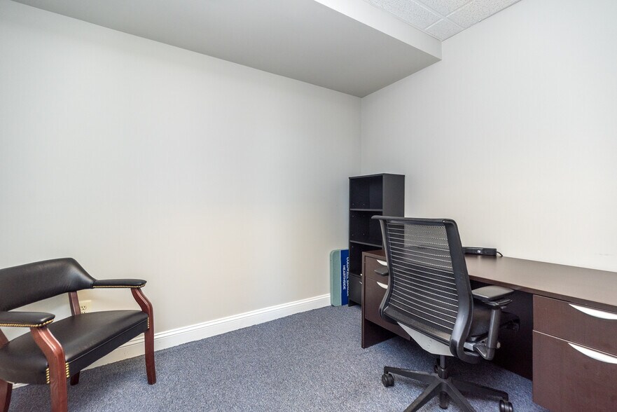 More Photos Of 600 E Main St, Lansdale Office Residential For Sale