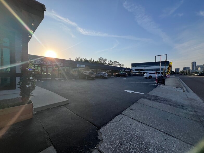 More Photos Of 1201-1239 S 4th St, Saint Petersburg Unknown For Lease