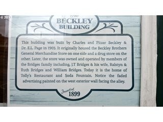 More Photos Of 115 NE Locust St, Oakland Restaurant For Sale