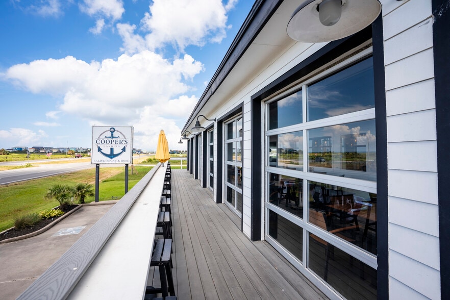 More Photos Of 11150 Termini San Luis Pass Rd, Galveston Restaurant For Sale