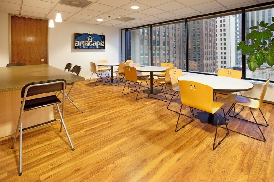 More Photos Of 10 E Baltimore St, Baltimore Office For Lease