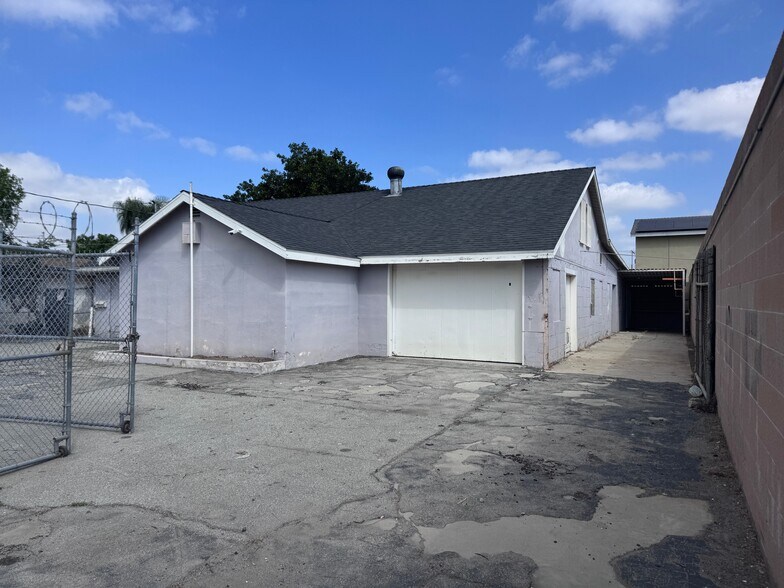More Photos Of 9065 Jeff St, Bellflower Auto Repair For Sale