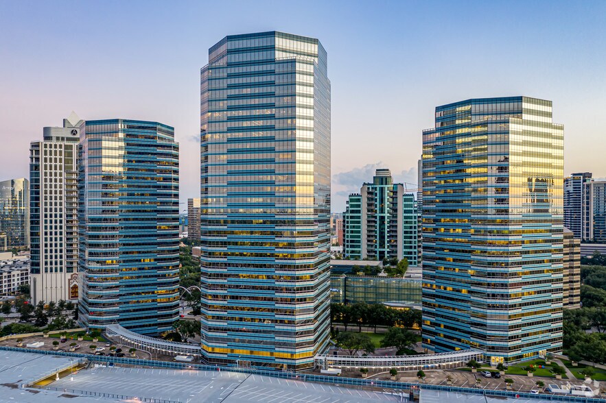 More Photos Of 1300 Post Oak Blvd, Houston Office For Lease