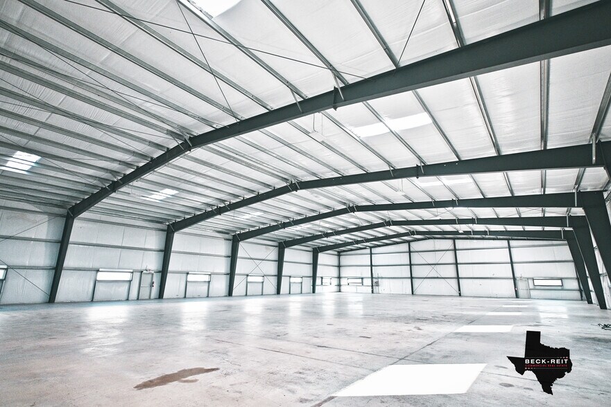 More Photos Of 12955 WRIGHT, Creedmoor Warehouse For Lease