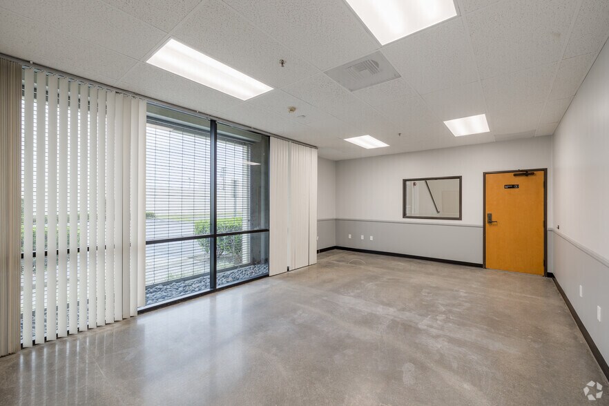 More Photos Of 9848 Firestone Blvd, Downey Unknown For Lease