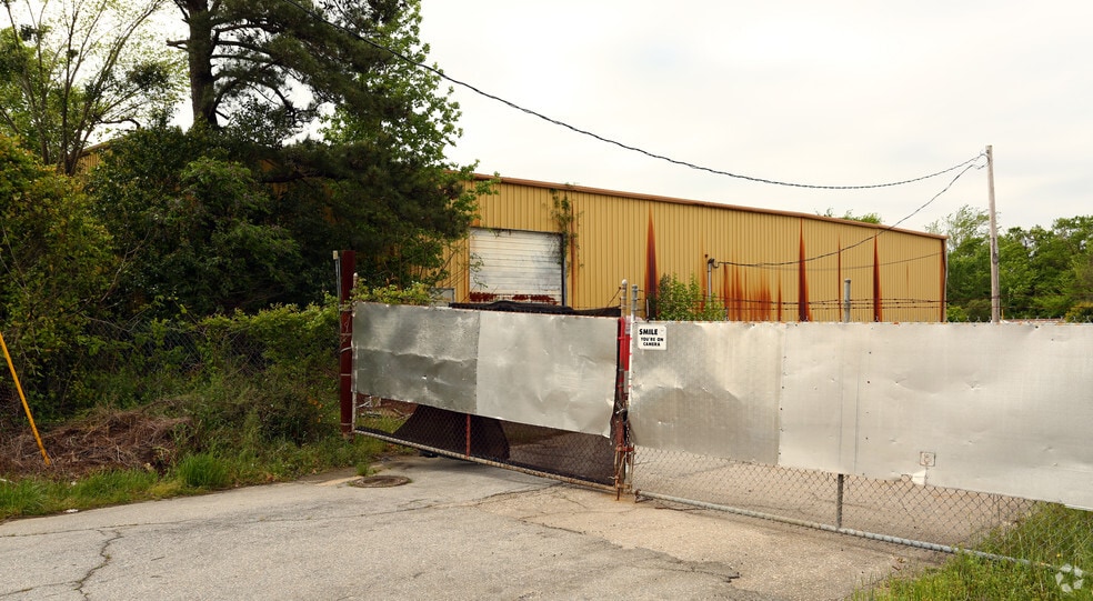 More Photos Of 700 Granby Ln, Columbia Warehouse For Lease
