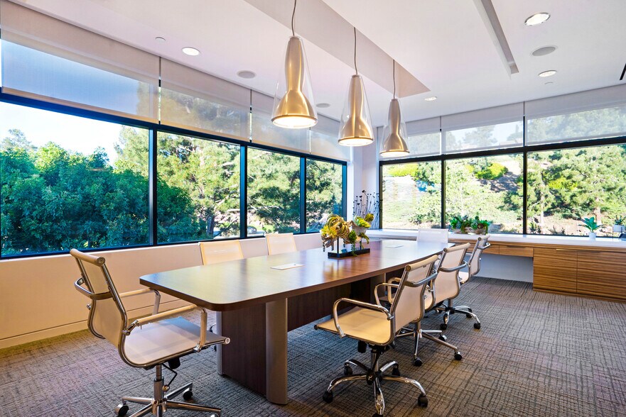 More Photos Of 23 Brookline, Aliso Viejo Warehouse For Sale