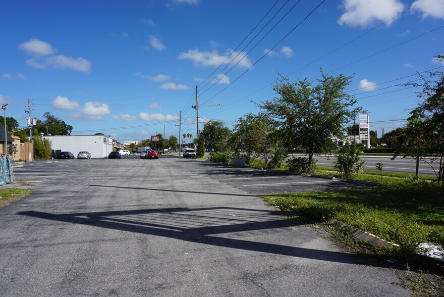 More Photos Of 5800 34th St N, Saint Petersburg Restaurant For Sale