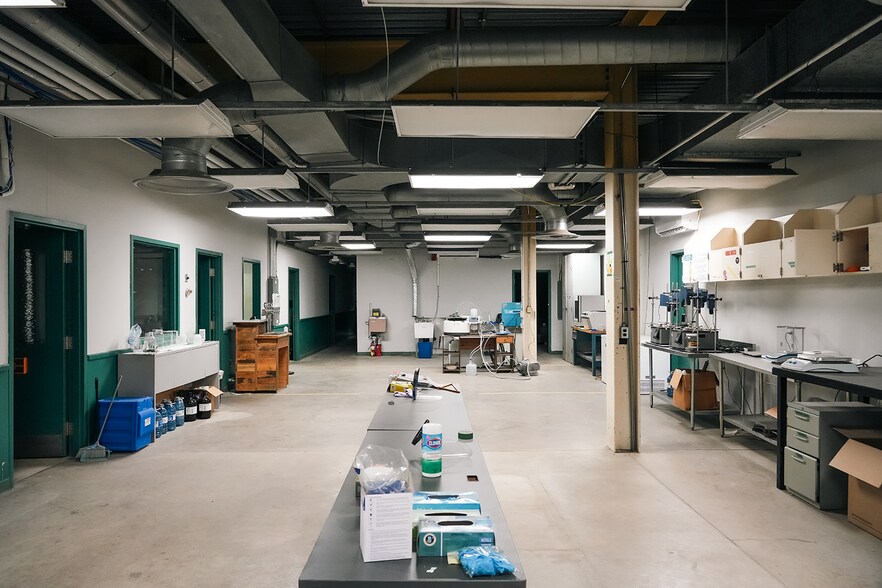 More Photos Of 3363 Davis Rd., Thorold Office For Lease