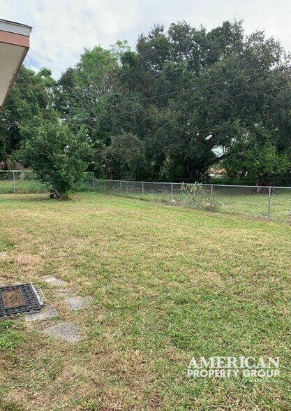 More Photos Of 2619 45th Ave W, Bradenton Apartments For Sale