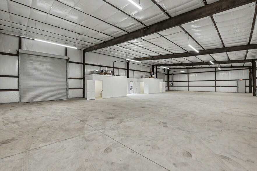 More Photos Of 3291 Warrior Dr, D'Iberville Light Distribution For Lease
