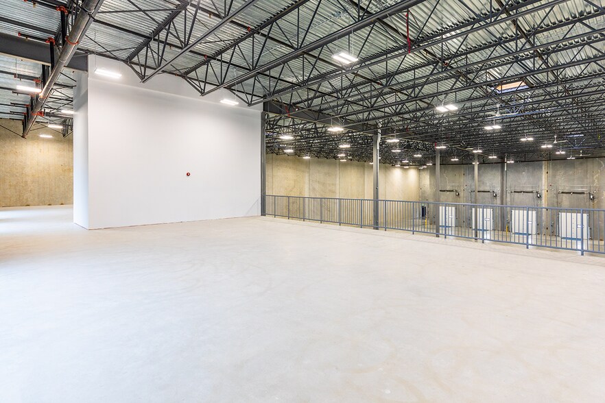 More Photos Of 11928 Machrina Way, Richmond Distribution For Lease