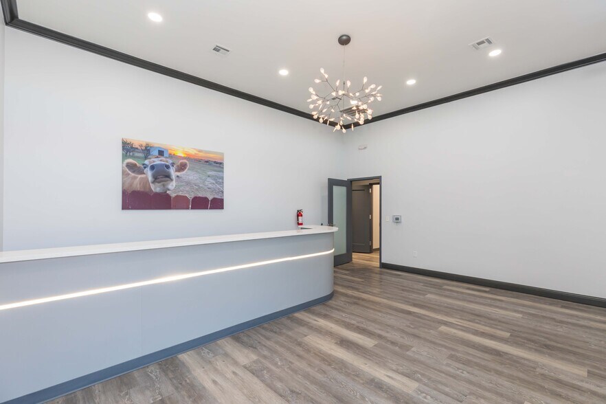 More Photos Of 7629 Hillside Rd, Amarillo Medical For Lease