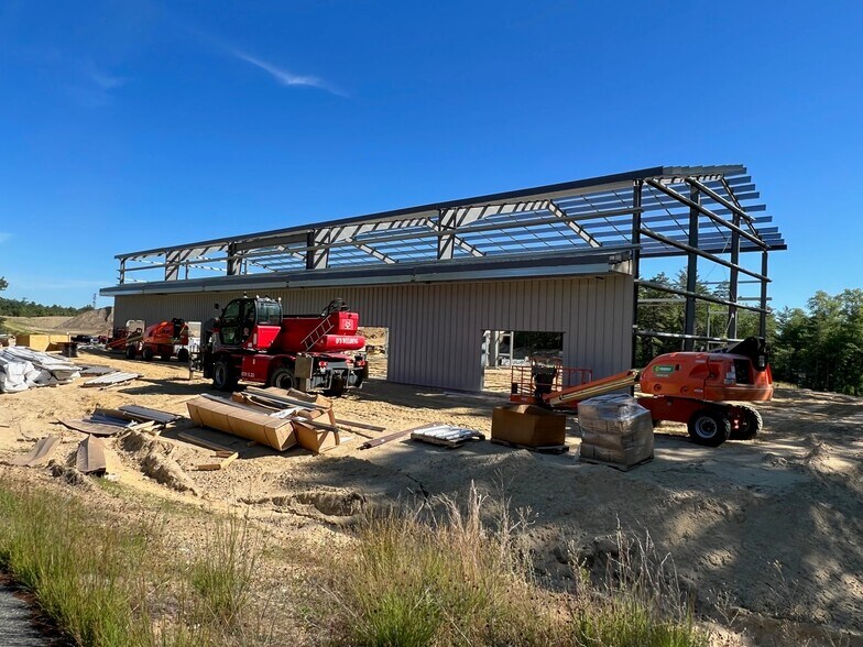 More Photos Of 1A Spring, Carver Warehouse For Sale