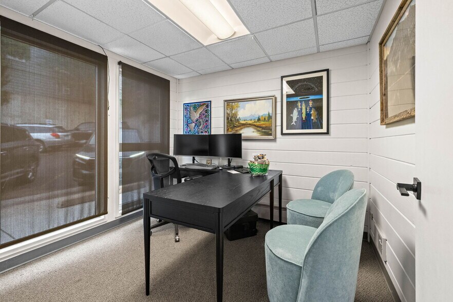 More Photos Of 801-807 14th St, Golden Office For Sale