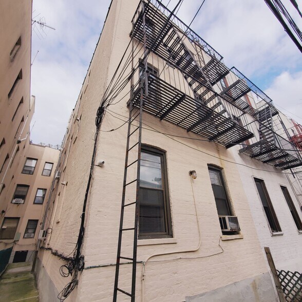 More Photos Of 342 89th St, Brooklyn Apartments For Sale