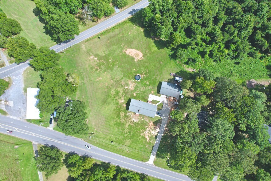 More Photos Of 1013 York Rd, Kings Mountain Land For Sale