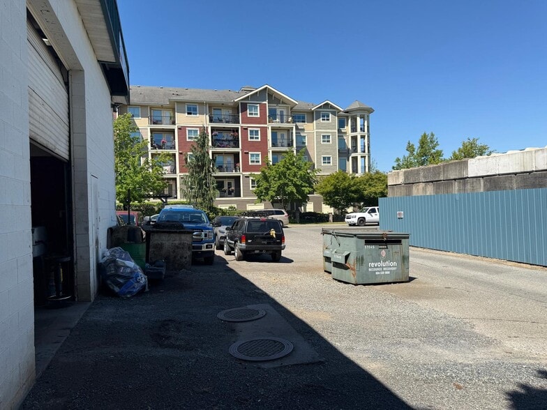 More Photos Of 22339 48 Av, Langley Auto Repair For Sale