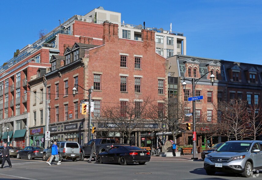 More Photos Of 100 Front St E, Toronto Office For Lease