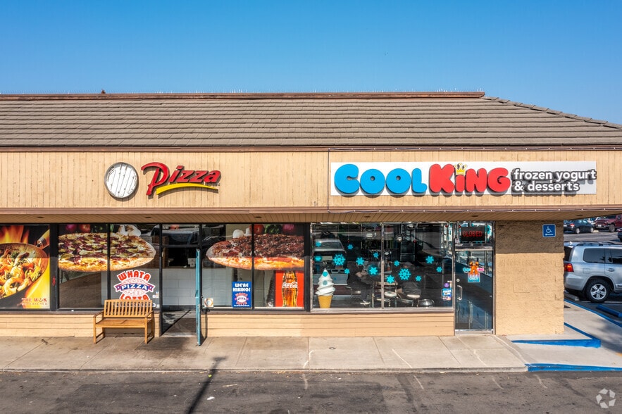 More Photos Of 7011 Warner Ave, Huntington Beach General Retail For Lease