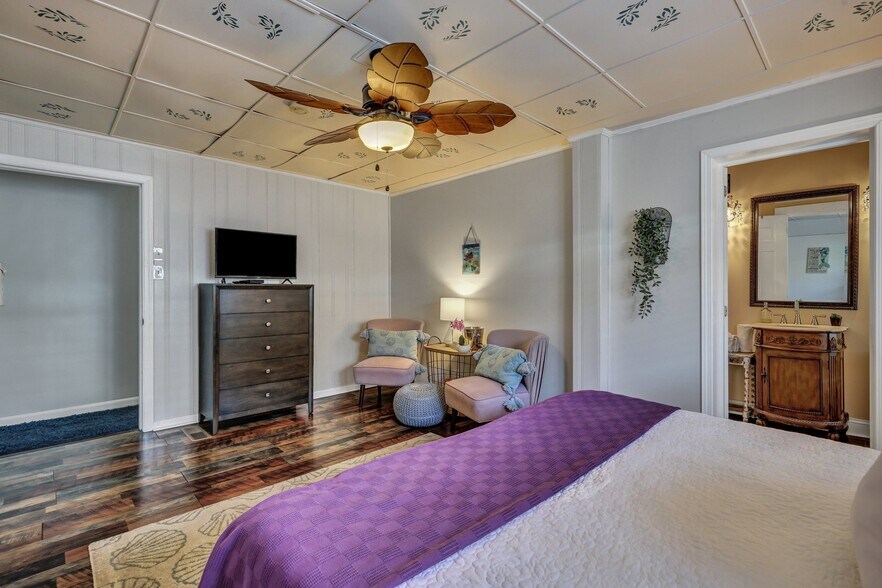 More Photos Of 24 Van Horne Ave, Tybee Island Hospitality For Sale
