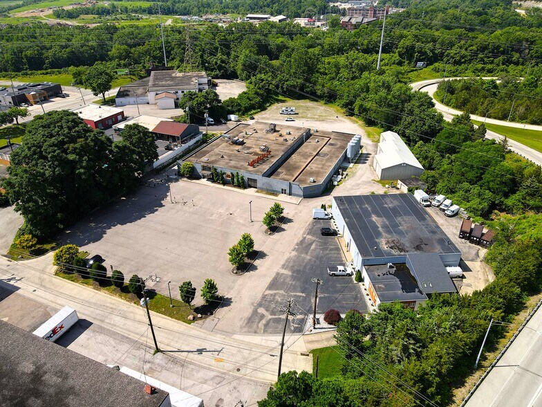 More Photos Of 3717 Jonlen Dr, Fairfax Flex For Lease