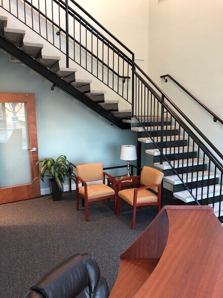 More Photos Of 8761 Virginia Meadows Dr, Manassas Warehouse For Lease