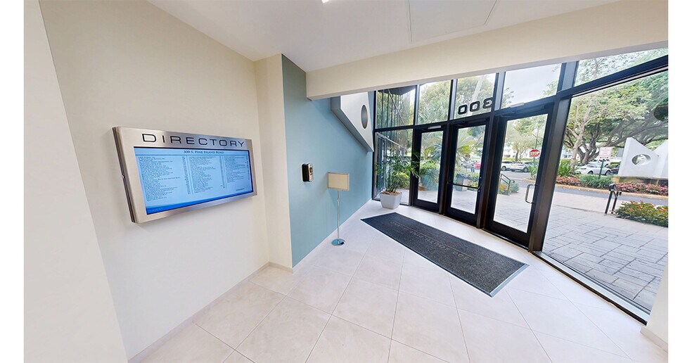 More Photos Of 300 S Pine Island Rd, Plantation Office For Lease