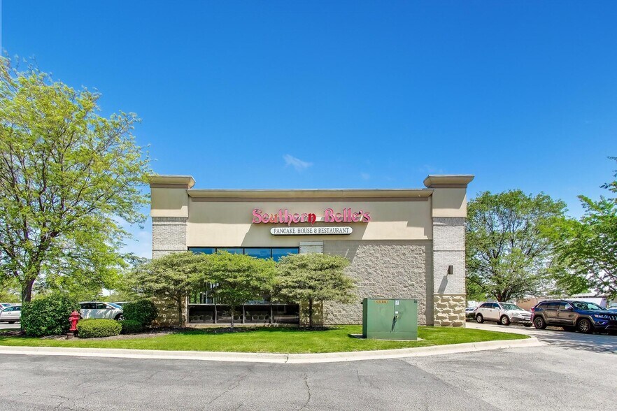 More Photos Of 58-98 E Schoolhouse Rd, Yorkville General Retail For Sale