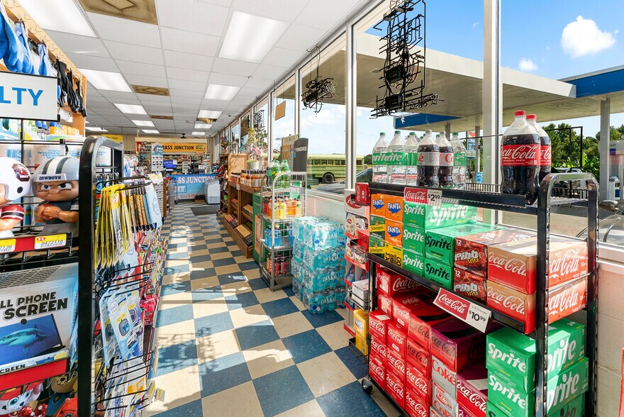 More Photos Of 26127 GA Highway 57 S, Metter Service Station For Sale