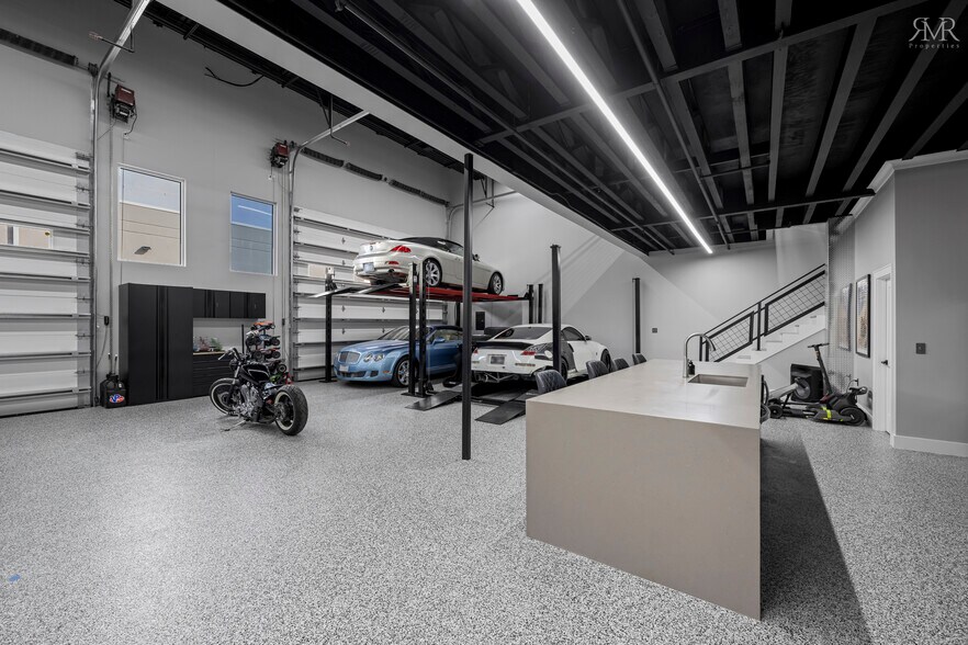 More Photos Of 1435 FM 1463 Rd, Katy Showroom For Sale