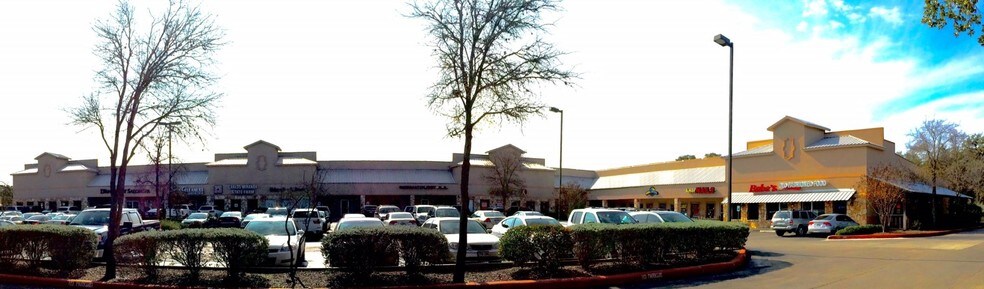 More Photos Of 12415 Bandera Rd, Helotes General Retail For Sale