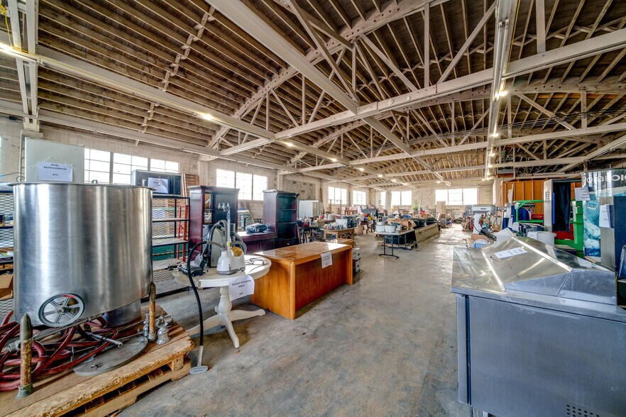 More Photos Of 2105 4th St, Tillamook Industrial For Sale