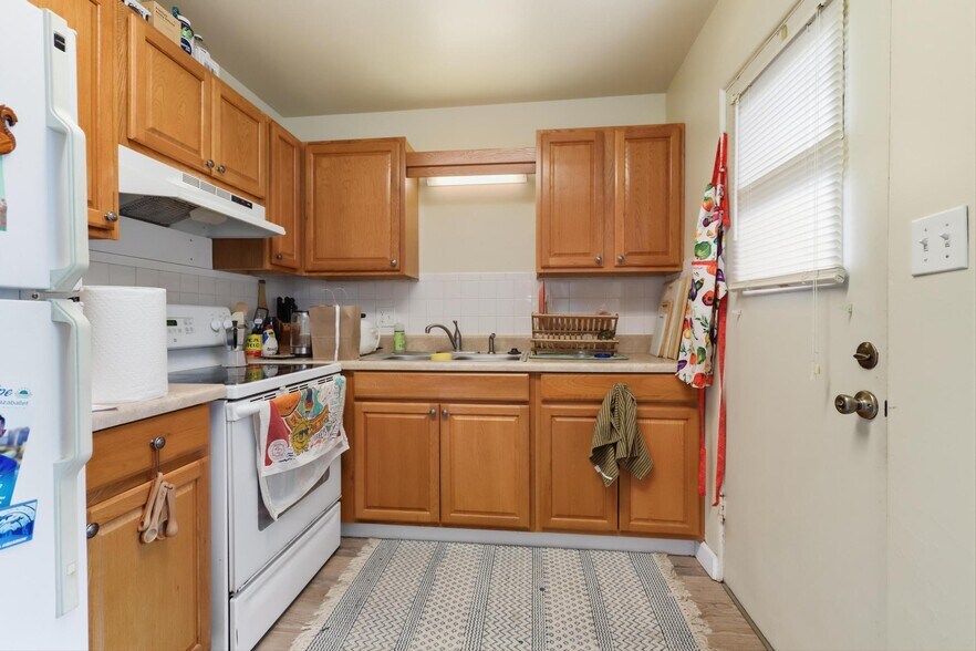 More Photos Of 642 Harwood St, Orlando Apartments For Sale