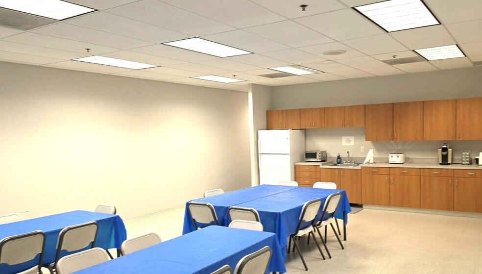 More Photos Of 43676 Trade Center Pl, Sterling Light Manufacturing For Sale