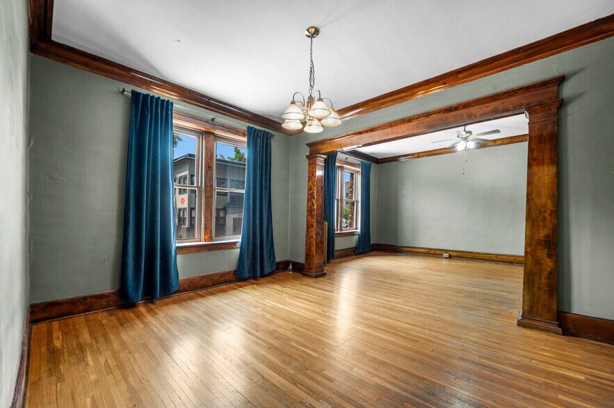 More Photos Of , Minneapolis Multifamily For Sale